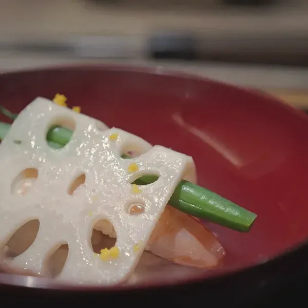 祇園 まんまの蓮根と野菜の炊き合わせ